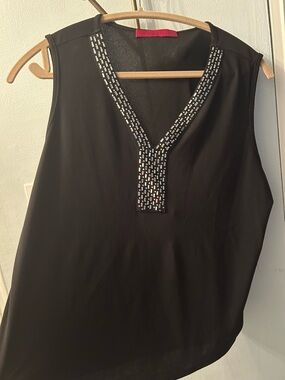 Love Scarlett Sleeveless Beaded V-Neck Camisole